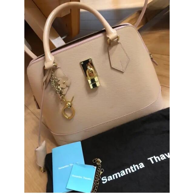Samantha Thavasa(サマンサタバサ)のクリスマス限定 サマンサタバサ レディアゼル レディースのバッグ(ハンドバッグ)の商品写真