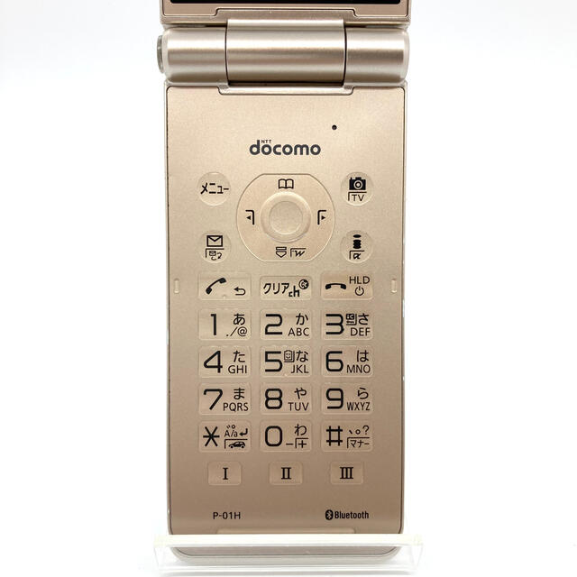 Panasonic(パナソニック)の液晶美品 docomo P-01H ゴールド FOMA 3G ドコモケータイ スマホ/家電/カメラのスマートフォン/携帯電話(携帯電話本体)の商品写真