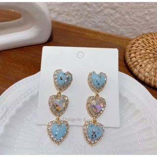 リルリリー(lilLilly)のtriple marble  heart  earring(ピアス)