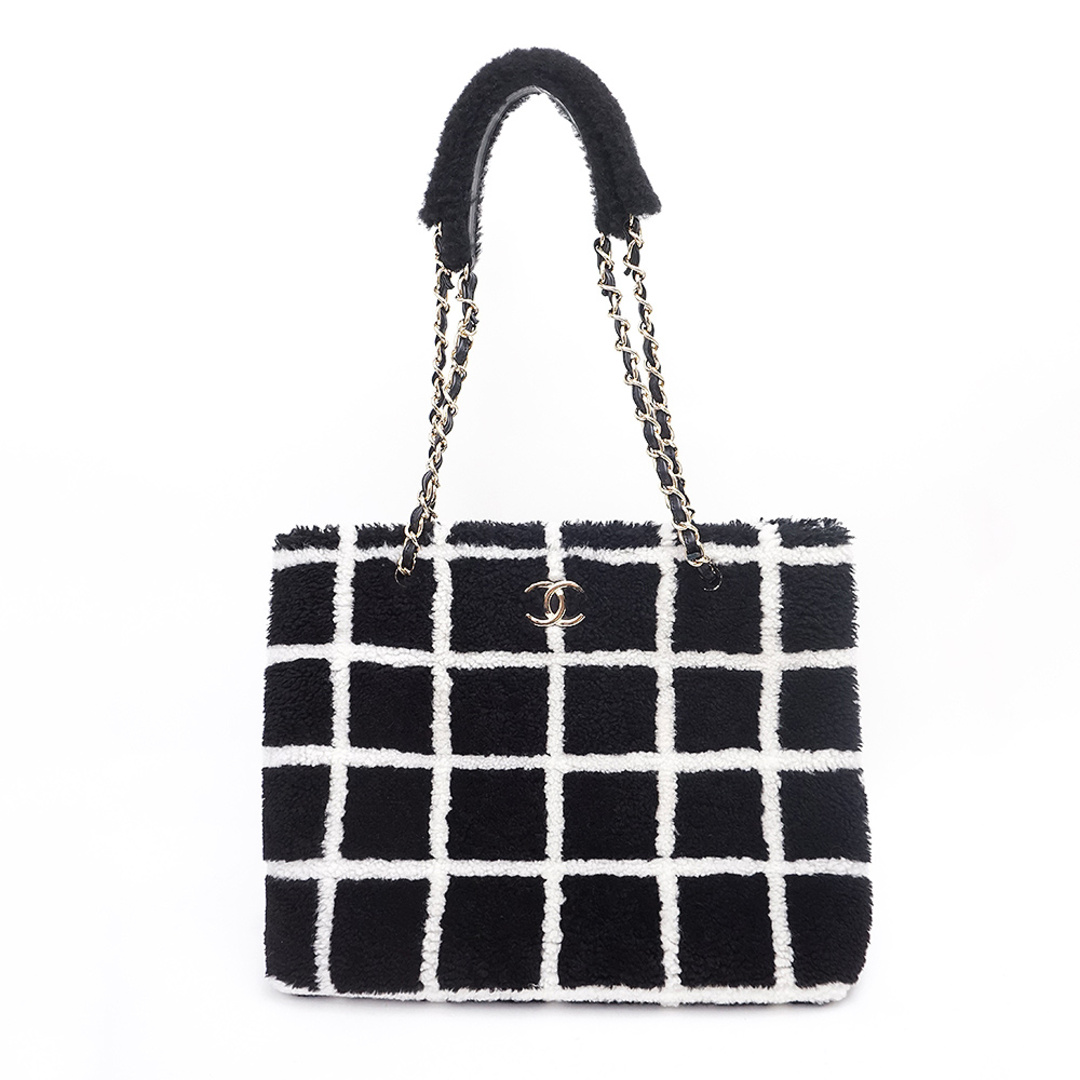 CHANEL - シャネル ラムスキン シアリング トートバッグ AS2756(未