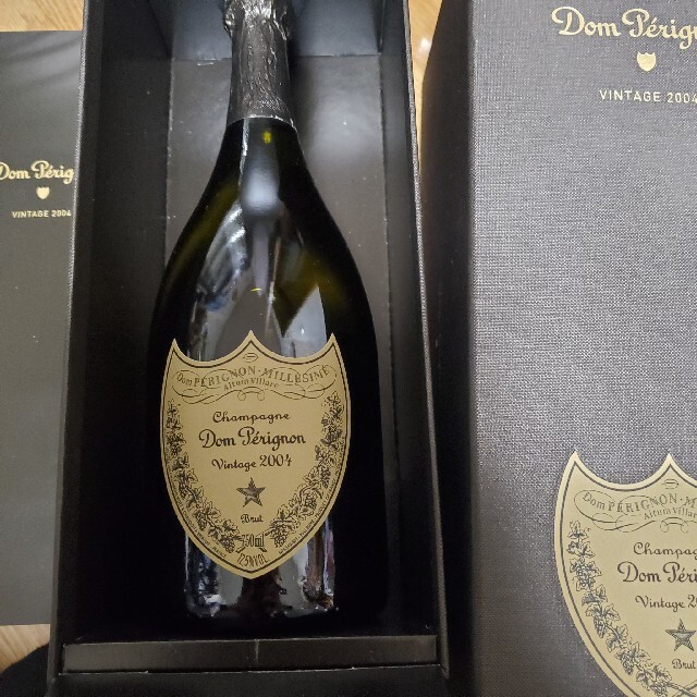 Dom Pérignon(ドンペリニヨン)のドンペリ    ドン・ピエール・ベリニヨン 2004 食品/飲料/酒の酒(シャンパン/スパークリングワイン)の商品写真