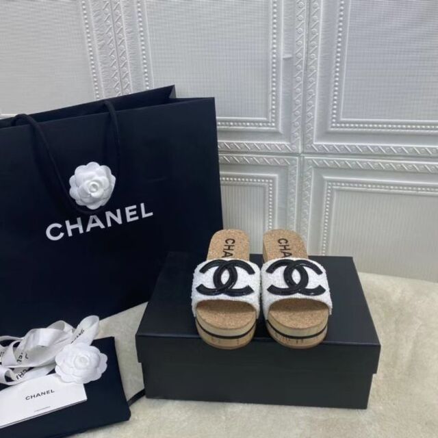 かわいい! <CHANEL>シャネルCCマーク サンダル ヒール サンダル