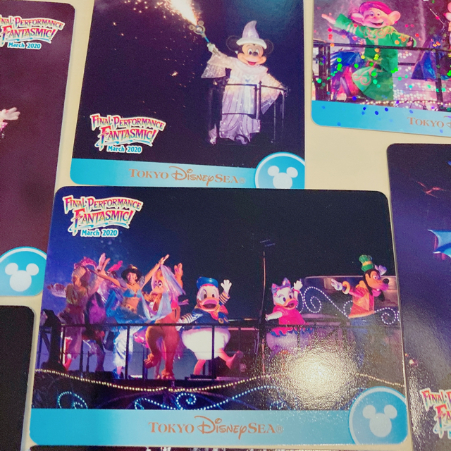 Disney(ディズニー)のファンタズミック　コレクションカード　27枚 エンタメ/ホビーのおもちゃ/ぬいぐるみ(キャラクターグッズ)の商品写真