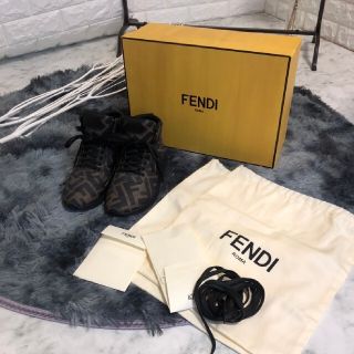 フェンディ(FENDI)の6miyuki6様お取り置きFENDIハイカットスニーカー(スニーカー)