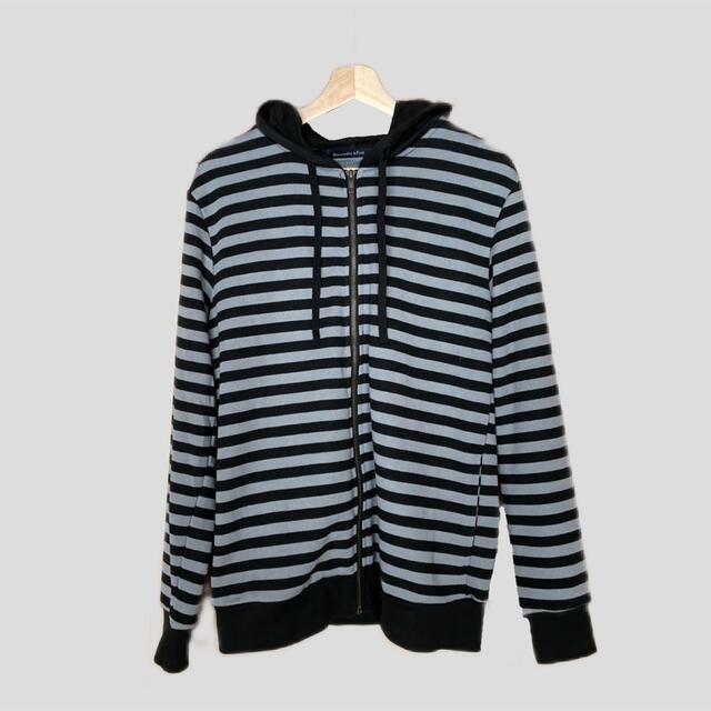 Abercrombie&Fitch(アバクロンビーアンドフィッチ)の美品！アバクロ レイヤード風パーカー Mサイズ メンズのトップス(パーカー)の商品写真