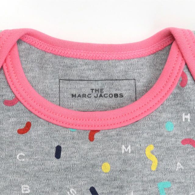 MARC JACOBS(マークジェイコブス)の【国内未入荷商品】MARC JACOBS  ベビーロンパース キッズ/ベビー/マタニティのベビー服(~85cm)(ロンパース)の商品写真