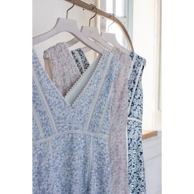 日本新品 Herlipto Lace Trimmed Floral Dress レディース | bca.edu.gr