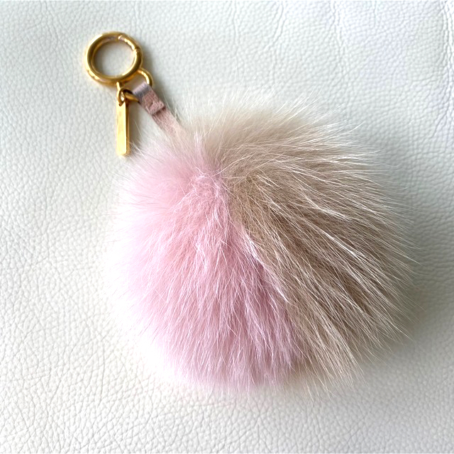 FENDI フェンディ ポンポンチャーム ファー チャーム バッグチャーム