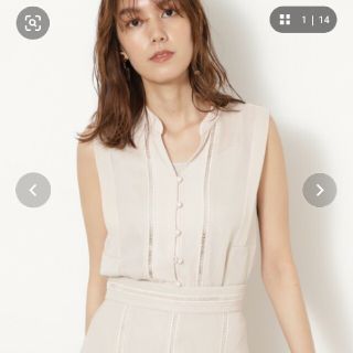 ジルスチュアート(JILLSTUART)のジルスチュアート ブラウス(シャツ/ブラウス(半袖/袖なし))