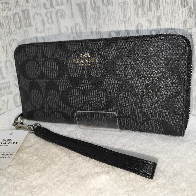 最大50%オフ! COACH コーチ 長財布 レインボーストラップ付き