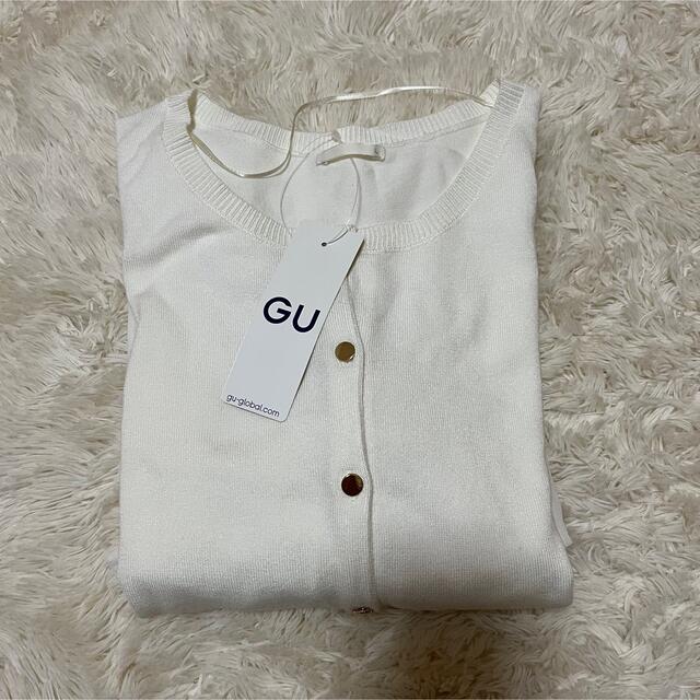GU(ジーユー)のジーユー　カーディガン　白　7分丈　入学式　フォーマル　ボタン　新品　gu  レディースのジャケット/アウター(ダッフルコート)の商品写真