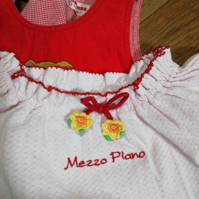 mezzo piano(メゾピアノ)のmezzo piano 100 🌺モチーフ付きトップス キッズ/ベビー/マタニティのキッズ服女の子用(90cm~)(Tシャツ/カットソー)の商品写真