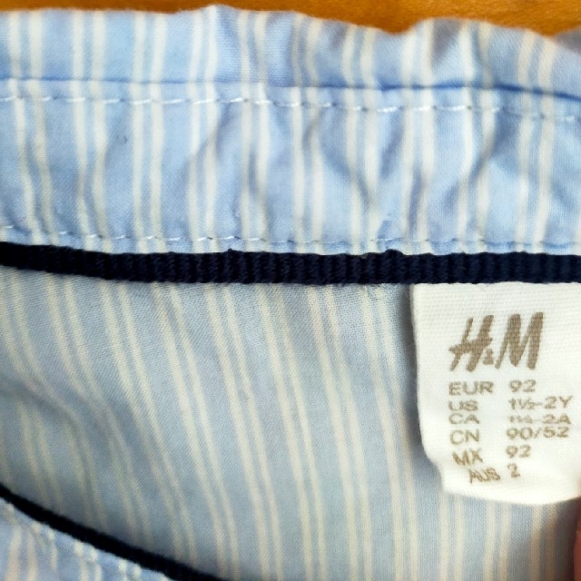 H&M(エイチアンドエム)のエイチアンドエム　シャツ　2枚セット キッズ/ベビー/マタニティのキッズ服男の子用(90cm~)(ブラウス)の商品写真