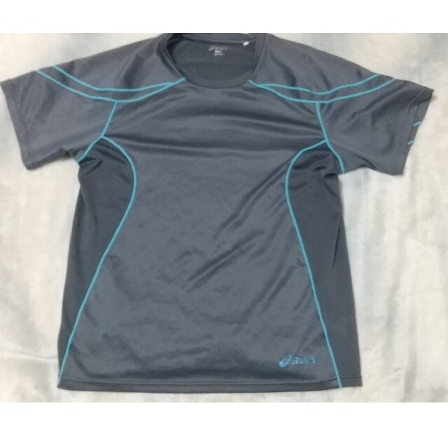 asics(アシックス)のアシックス　ランニングシャツ　O／L　サイズ asics　匿名発送 スポーツ/アウトドアのランニング(ウェア)の商品写真