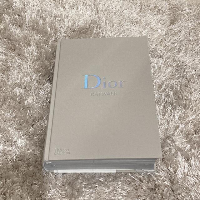 Dior(ディオール)のDior Catwalk The Complete Collections エンタメ/ホビーの本(洋書)の商品写真