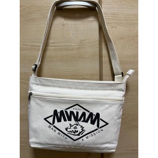 マンウィズ　キャンパス　ショルダーバッグ　ツアー　グッズ　MWAM ロゴ