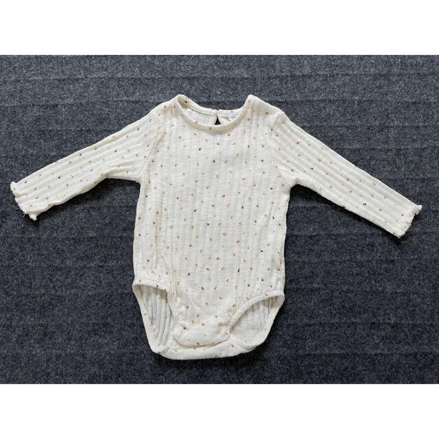 ZARA(ザラ)のzara 小花柄ロンパース　68cm キッズ/ベビー/マタニティのベビー服(~85cm)(ロンパース)の商品写真