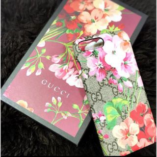 グッチ(Gucci)のGUCCI 花柄ブルームスiPhoneケース(iPhoneケース)