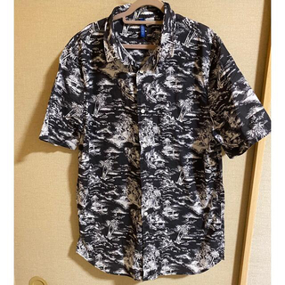 エイチアンドエム(H&M)のH&M 半袖シャツ　Lサイズ(Tシャツ/カットソー(半袖/袖なし))