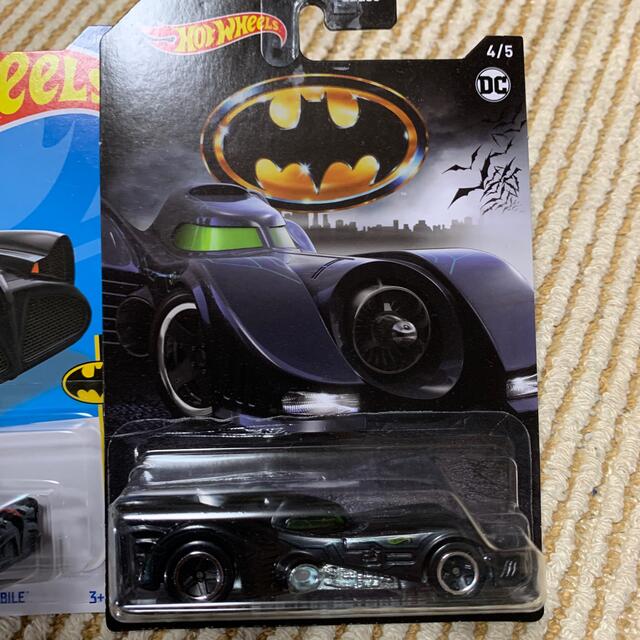 ホットウィール バットマン ミニカー バットモービル 未開封品の ホットウィール バットマン ミニカー バットモービル 未開封品の
