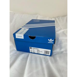 アディダス(adidas)のスニーカー(スニーカー)