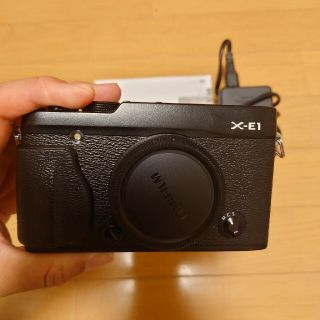 フジフイルム(富士フイルム)のXE-1   動作品(ミラーレス一眼)