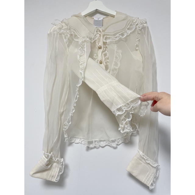 CHANEL(シャネル)のsilk chanel blouse レディースのトップス(シャツ/ブラウス(長袖/七分))の商品写真