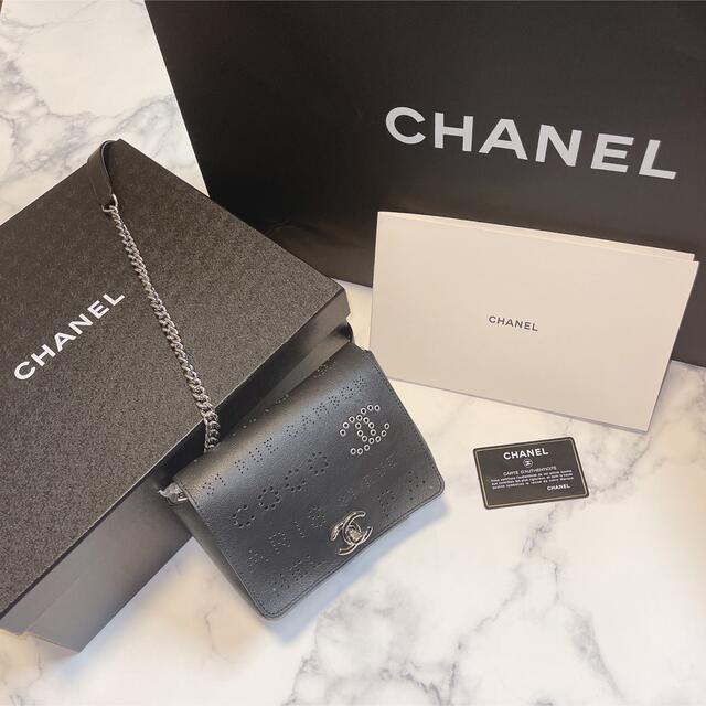 【最終値下げ】シャネル CHANEL ボディバック ラムスキン Gカード付