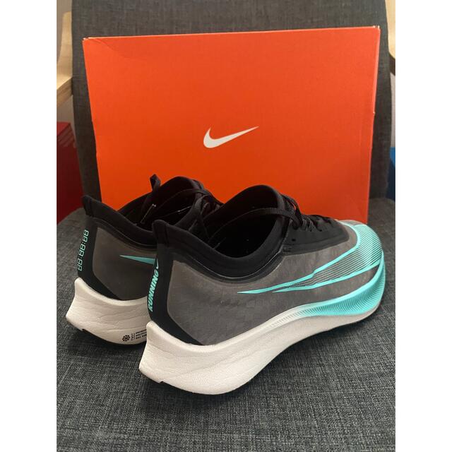 NIKE(ナイキ)の☆美品☆ナイキ（NIKE）ズームフライ３【正規品】AT8240-002 スポーツ/アウトドアのランニング(シューズ)の商品写真