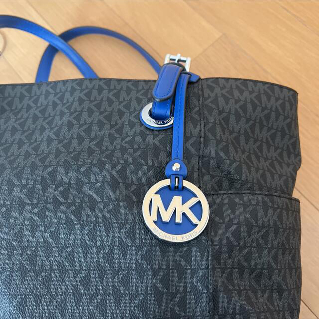 Michael Kors(マイケルコース)のMICHAEL KORSトートバッグ レディースのバッグ(トートバッグ)の商品写真