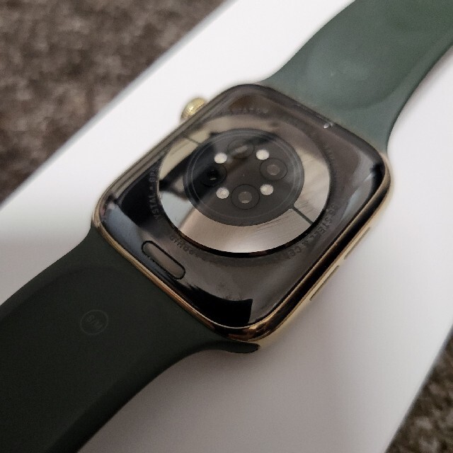 アップル Apple Watch 6 44mm ゴールドステンレス グリーンスポ