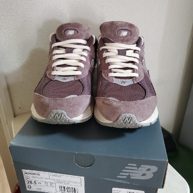 美品　new balance　M2002RHD 28.5cm