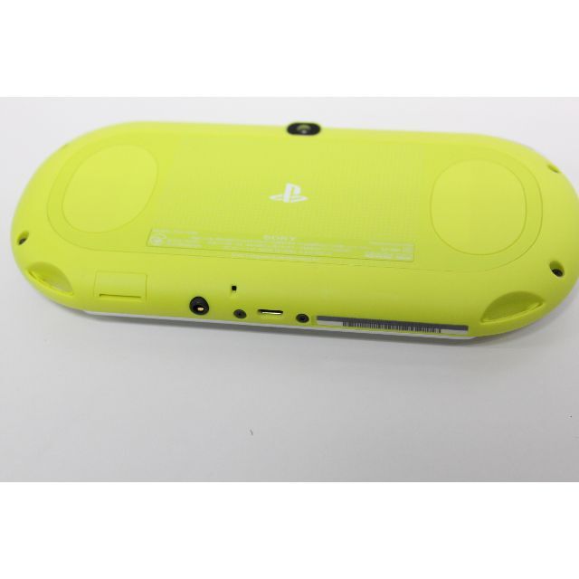 PlayStation Vita(プレイステーションヴィータ)のPSVITA/PCH-2000ZA13/Wi-Fiモデル/ソフト３点セット★ エンタメ/ホビーのゲームソフト/ゲーム機本体(家庭用ゲーム機本体)の商品写真