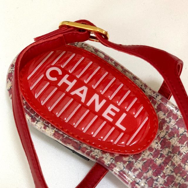 CHANEL(シャネル)の3092 美品 シャネル チェーン クリア トングサンダル 赤 レディースの靴/シューズ(サンダル)の商品写真