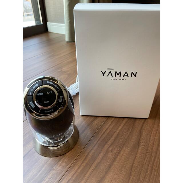 YA-MAN(ヤーマン)のヤーマン　キャビスパRFコア　PLUS スマホ/家電/カメラの美容/健康(ボディケア/エステ)の商品写真