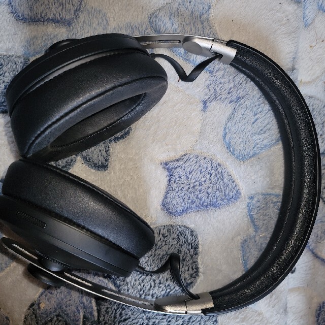 SENNHEISER MOMENTUM  wireless3