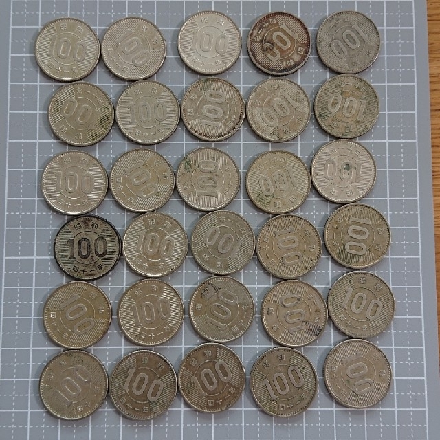 古銭 １００円銀貨 稲 ３０枚 エンタメ/ホビーのコレクション(その他)の商品写真