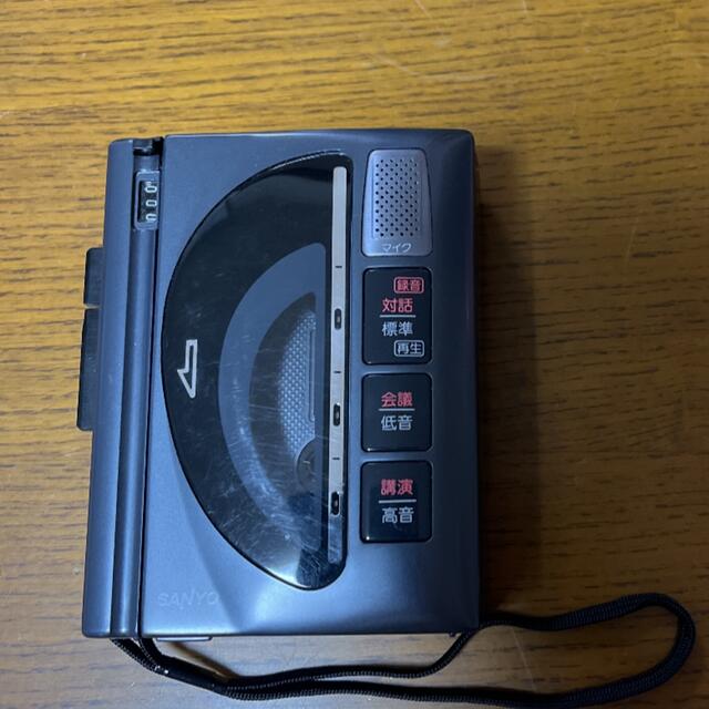 SANYO(サンヨー)のサンヨー　MR-57（K）カセットテープレコーダー スマホ/家電/カメラのオーディオ機器(ポータブルプレーヤー)の商品写真