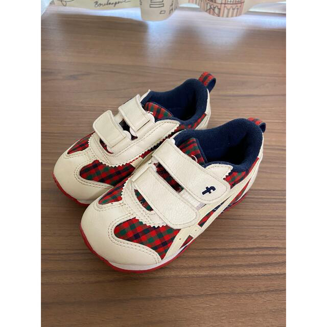 familiar(ファミリア)のfamiliar（ファミリア）×asics（アシックス）15cm スニーカー キッズ/ベビー/マタニティのキッズ靴/シューズ(15cm~)(スニーカー)の商品写真