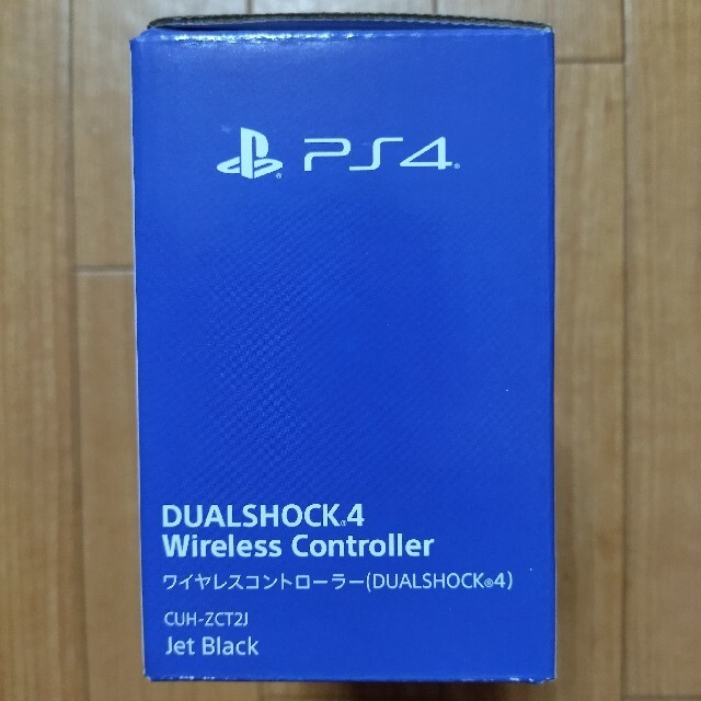 PS4純正　ワイヤレスコントローラ　黒（DUALSHOCK4）新品未開封 エンタメ/ホビーのゲームソフト/ゲーム機本体(家庭用ゲーム機本体)の商品写真