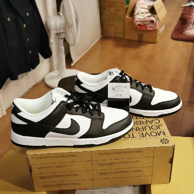 NIKE(ナイキ)のW NIKE DUNK LOW NEXT NATURE ダンク　ロー メンズの靴/シューズ(スニーカー)の商品写真