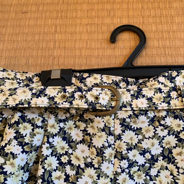 花柄　キュロットスカート　ベルト付き レディースのパンツ(キュロット)の商品写真