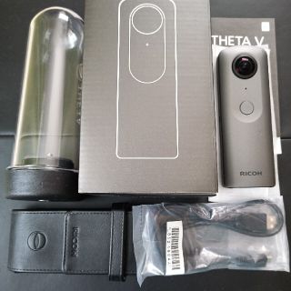 リコー(RICOH)のbuzz様　専用　RICOH　theta V(ビデオカメラ)