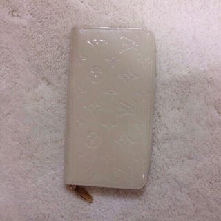 ルイヴィトン(LOUIS VUITTON)の新品☆ビィトン財布☆今月末まで☻(財布)