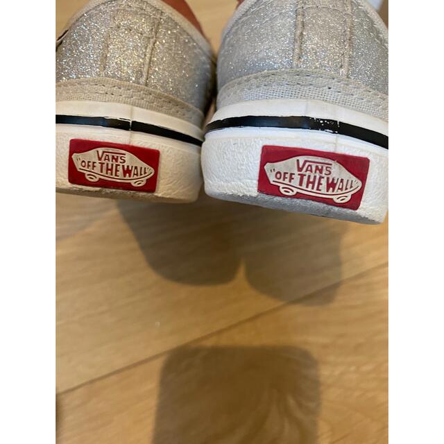 VANS(ヴァンズ)のVANS キッズ　スニーカー キッズ/ベビー/マタニティのキッズ靴/シューズ(15cm~)(スニーカー)の商品写真