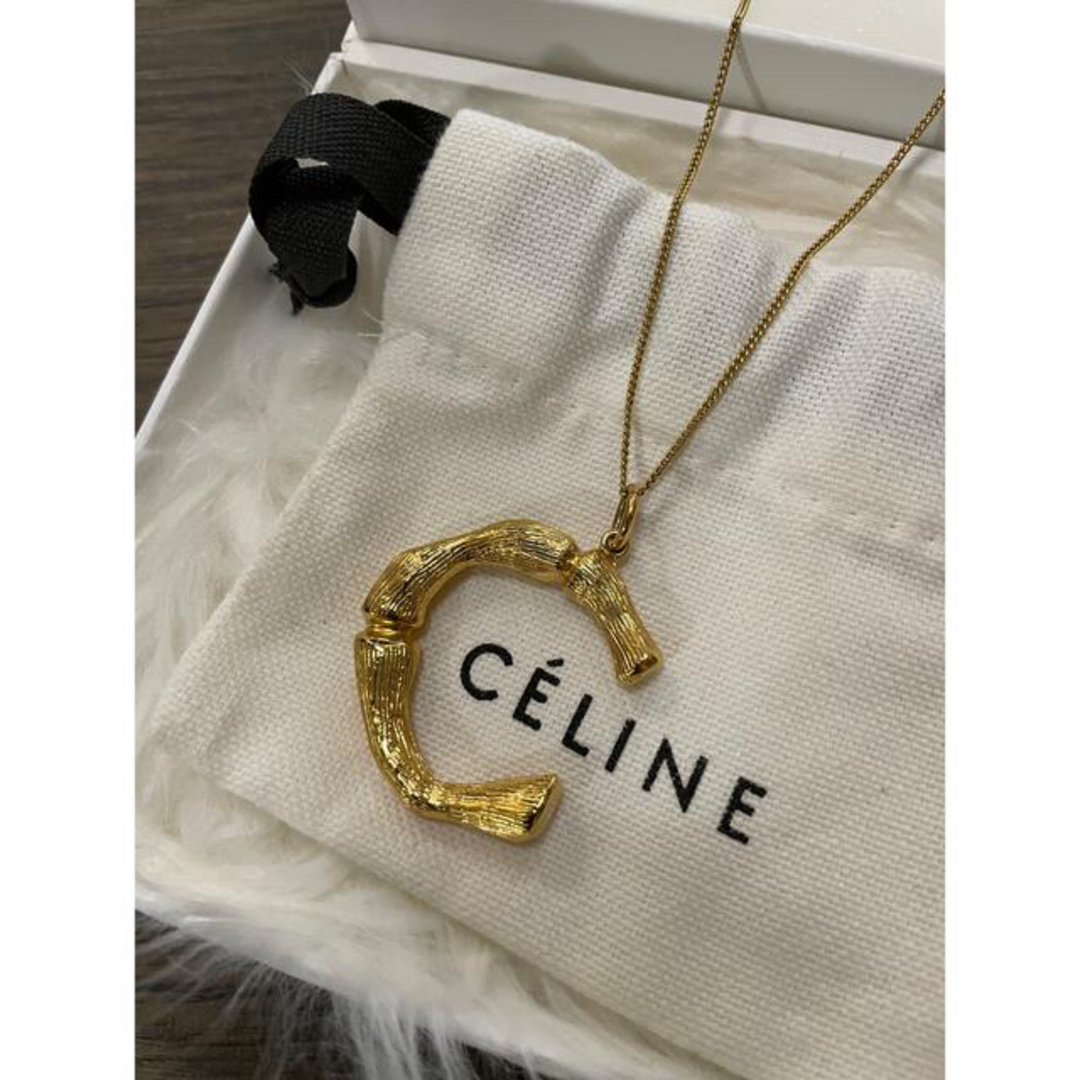 celine(セリーヌ)のceline  フィービー　アルファベット　ネックレス　C ラージ レディースのアクセサリー(ネックレス)の商品写真