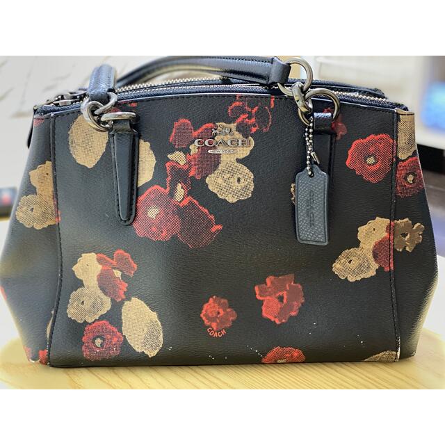 COACH(コーチ)のcoach コーチ　ハンドバッグ　花柄　黒 レディースのバッグ(ハンドバッグ)の商品写真