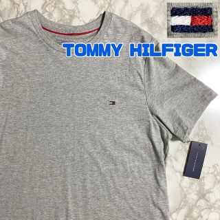 トミーヒルフィガー(TOMMY HILFIGER)の【新品タグ付き】TOMMY FILFIGER トミーヒルフィガー　ロゴ刺繍(Tシャツ/カットソー(半袖/袖なし))