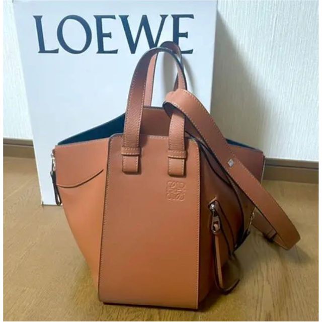 少し豊富な贈り物 - LOEWE ロエベ ハンモック ショルダーバッグ 少し豊富な贈り物 - LOEWE ロエベ ハンモック ショルダーバッグ
