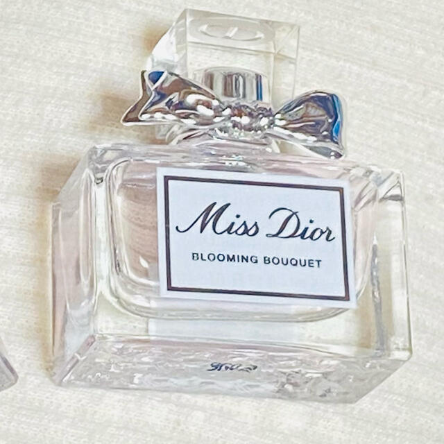 Christian Dior(クリスチャンディオール)のDior香水ミス ディオール ブルーミング ブーケ オードゥトワレ ミニ 5ml コスメ/美容の香水(香水(女性用))の商品写真